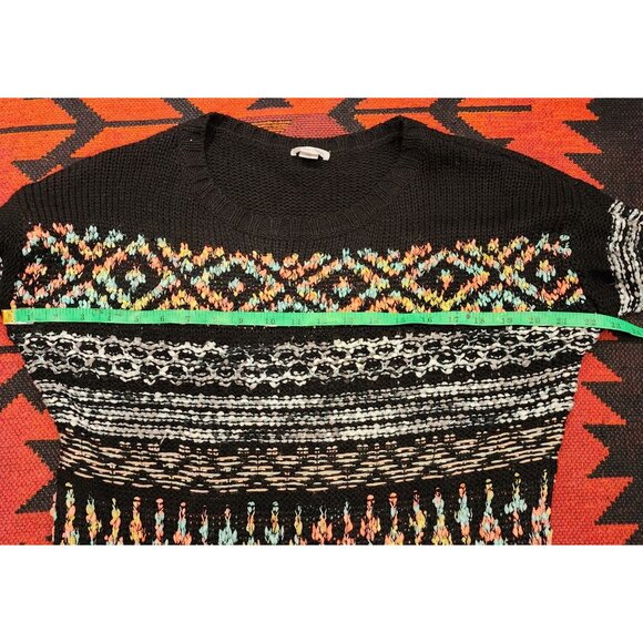 NEW Xhilaration L/G Black Knit Sweater With Multicolor Geometric Pattern - Picture 11 of 13